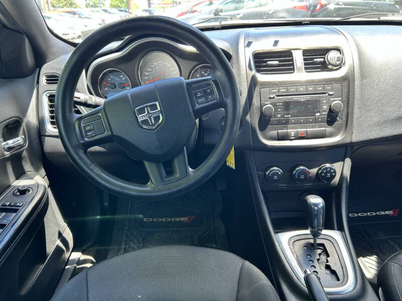 2013 Dodge Avenger SE