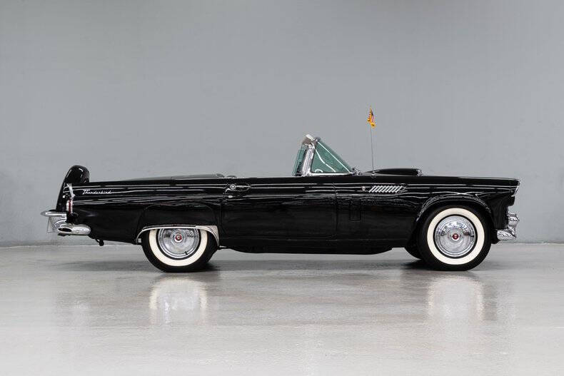 1956 Ford Thunderbird
