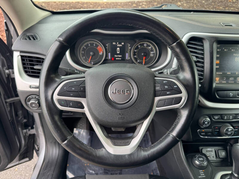 2018 Jeep Cherokee Latitude Plus