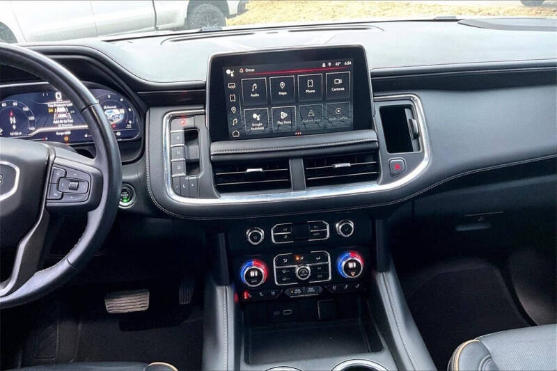 2023 GMC Yukon XL AT4