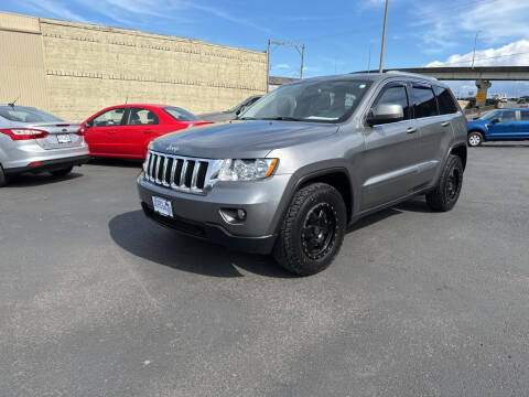 2011 Jeep Grand Cherokee for sale at Aberdeen Auto Sales in Aberdeen WA