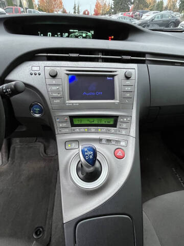 2013 Toyota Prius Three