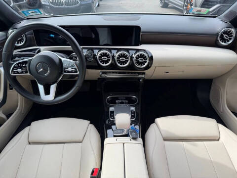 2019 Mercedes-Benz A-Class A 220
