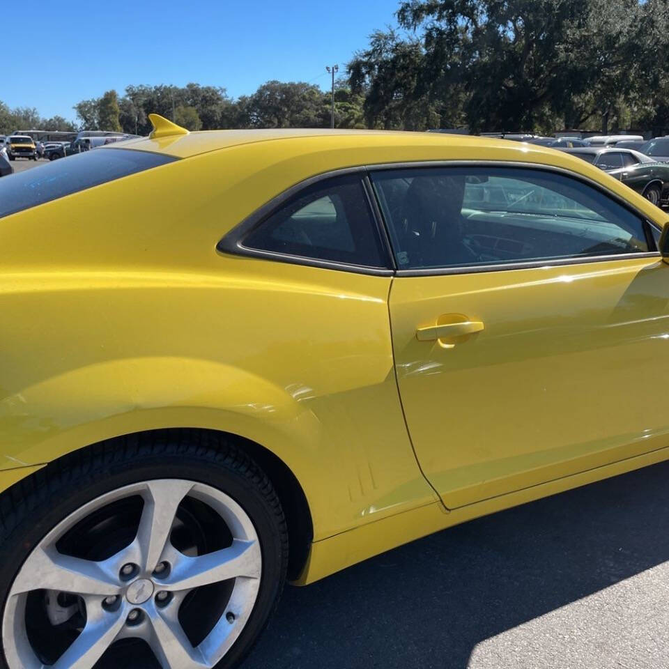 2015 Chevrolet Camaro 2LT photo 14