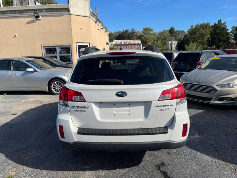 2013 Subaru Outback 2.5i Limited