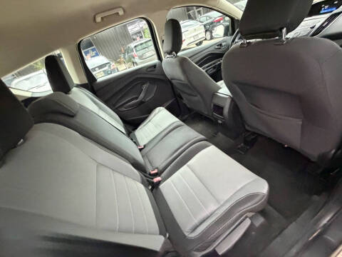 2019 Ford Escape S
