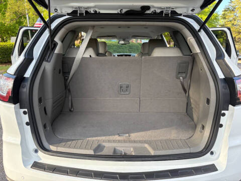 2017 Chevrolet Traverse LT