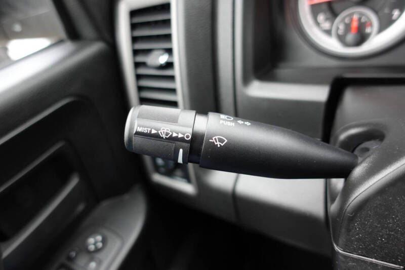 2023 RAM 1500 Classic Express