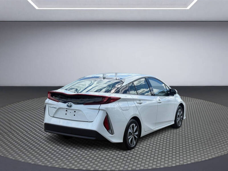 2017 Toyota Prius Prime Plus