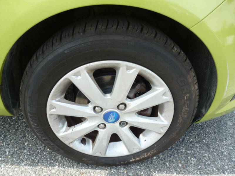 2012 Ford Fiesta SE