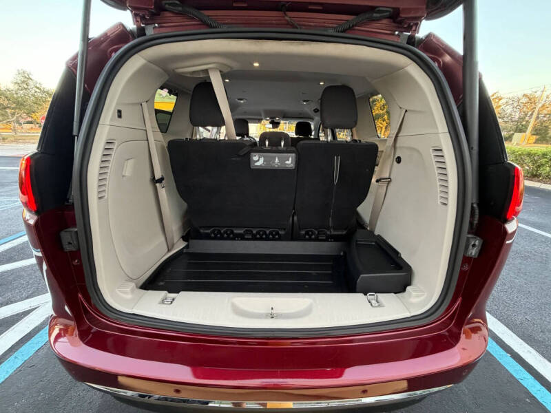 2019 Chrysler Pacifica Touring Plus