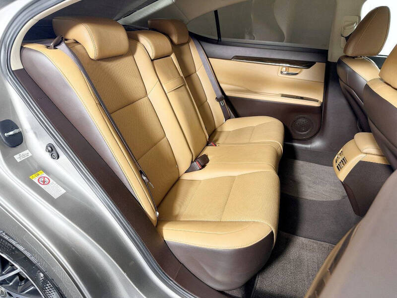 2016 Lexus ES 350