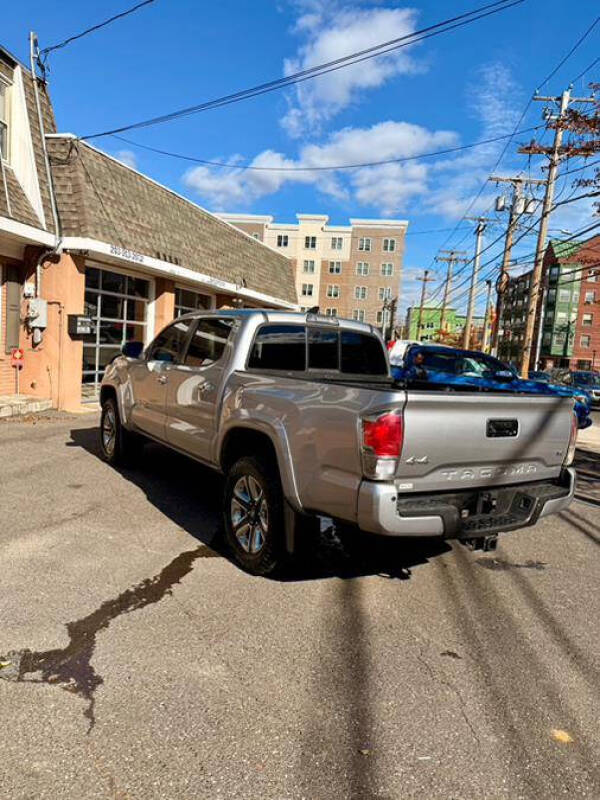 2016 Toyota Tacoma Limited