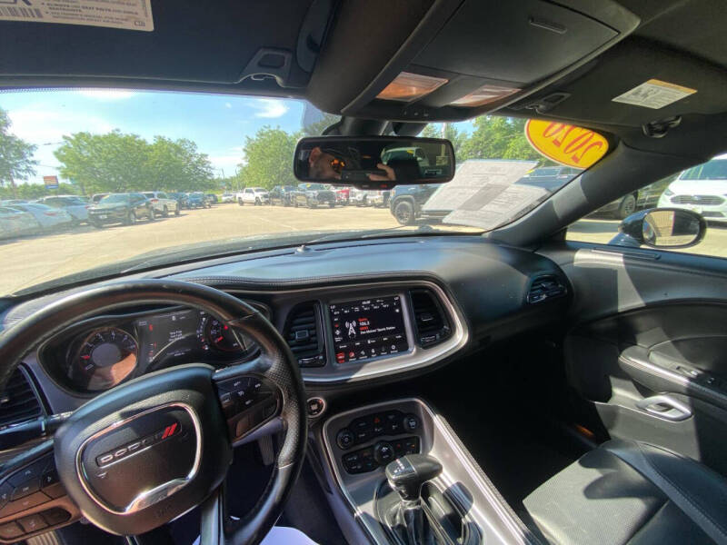 2020 Dodge Challenger SXT