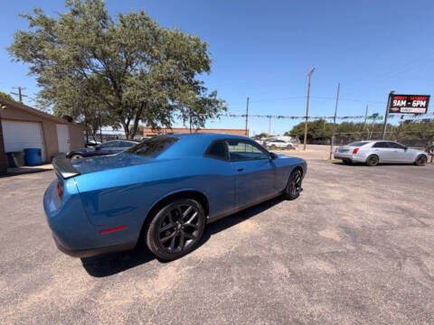2021 Dodge Challenger SXT