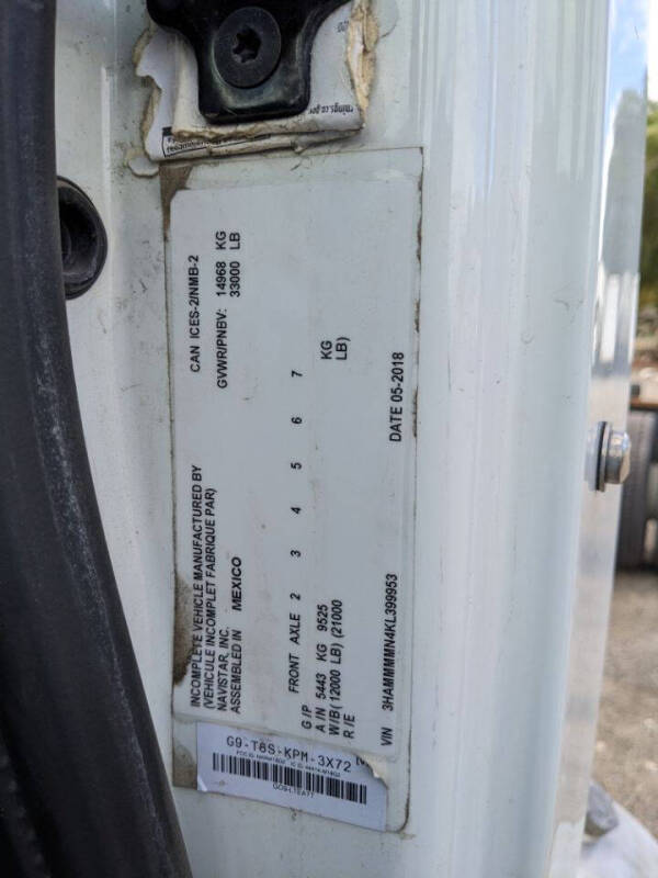 2019 International 4300 24 ft Cab Chassis(CDL)