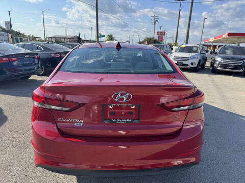 2017 Hyundai Elantra