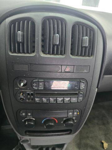 2004 Dodge Caravan SE