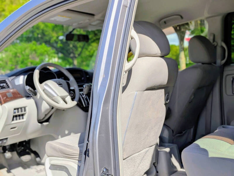 2013 Nissan Quest 3.5 S