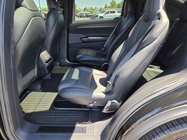 2025 Tesla Model X