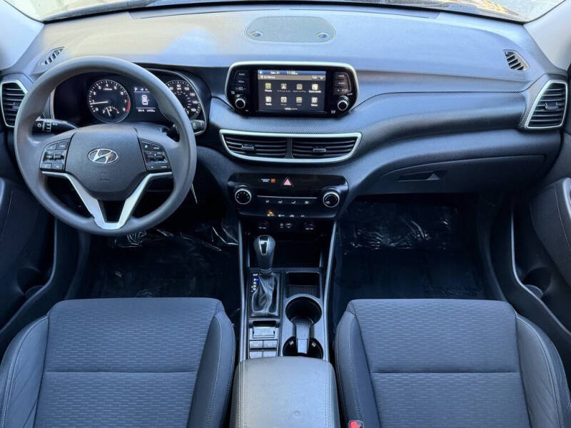 2021 Hyundai Tucson SE