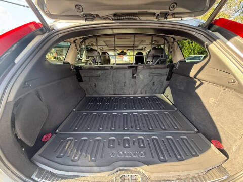 2017 Volvo XC60 T5 Dynamic