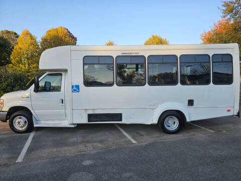 2014 Ford E-Series E-450 SD