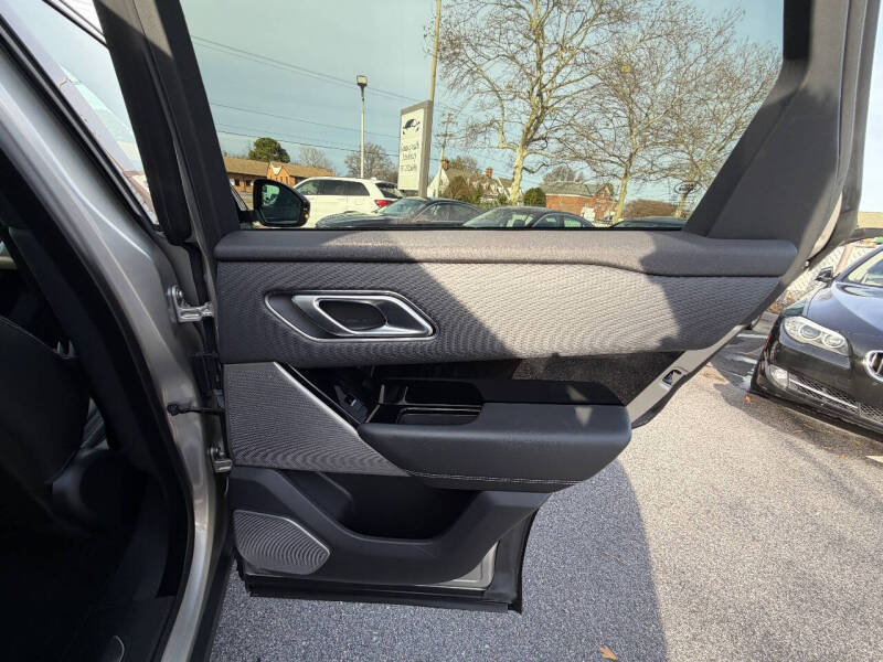 2019 Land Rover Range Rover Velar P250 R-Dynamic SE