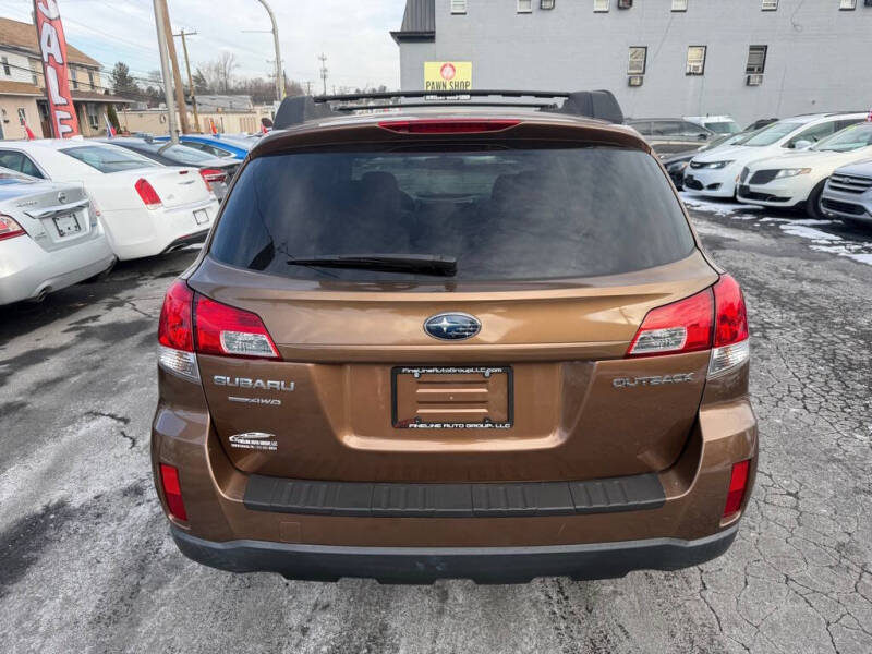 2011 Subaru Outback 2.5i Premium
