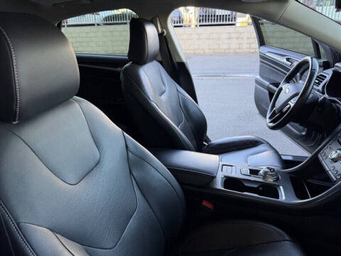 2018 Ford Fusion Energi Titanium