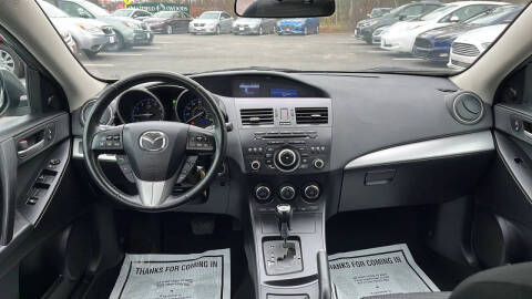 2013 Mazda MAZDA3 i Touring