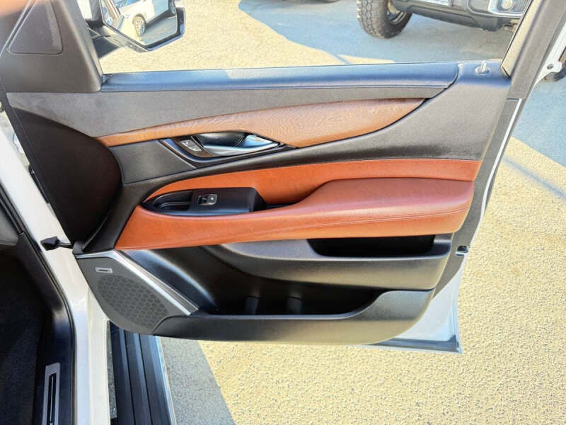 2019 Cadillac Escalade Premium Luxury