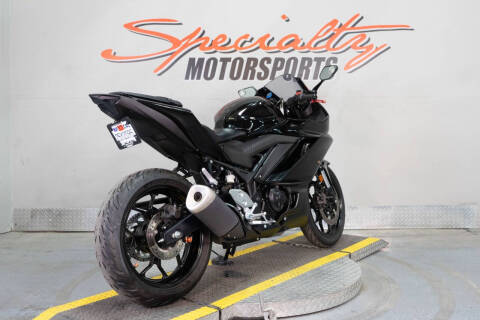 2023 Yamaha YZF-R3 ABS