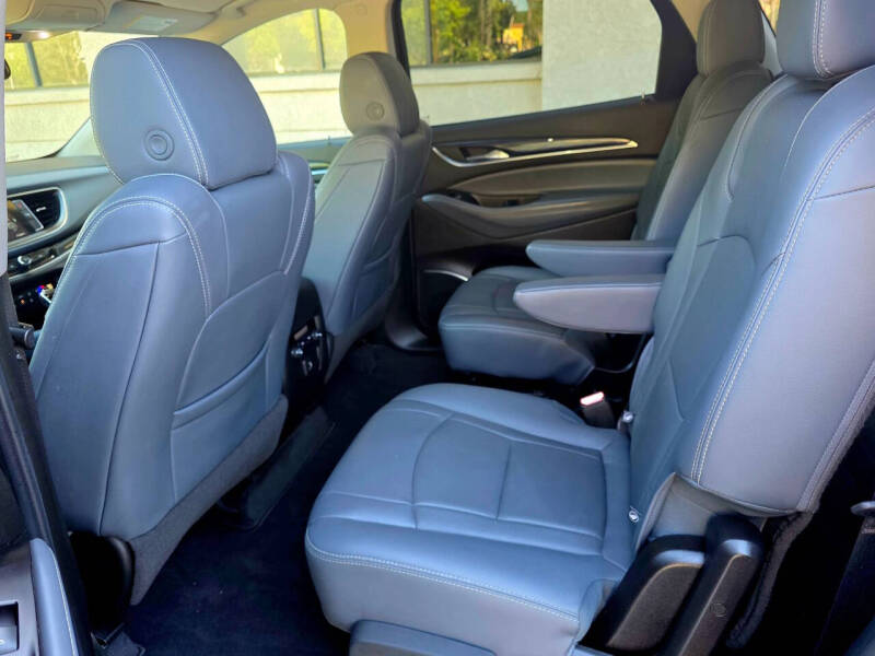2019 Buick Enclave Essence