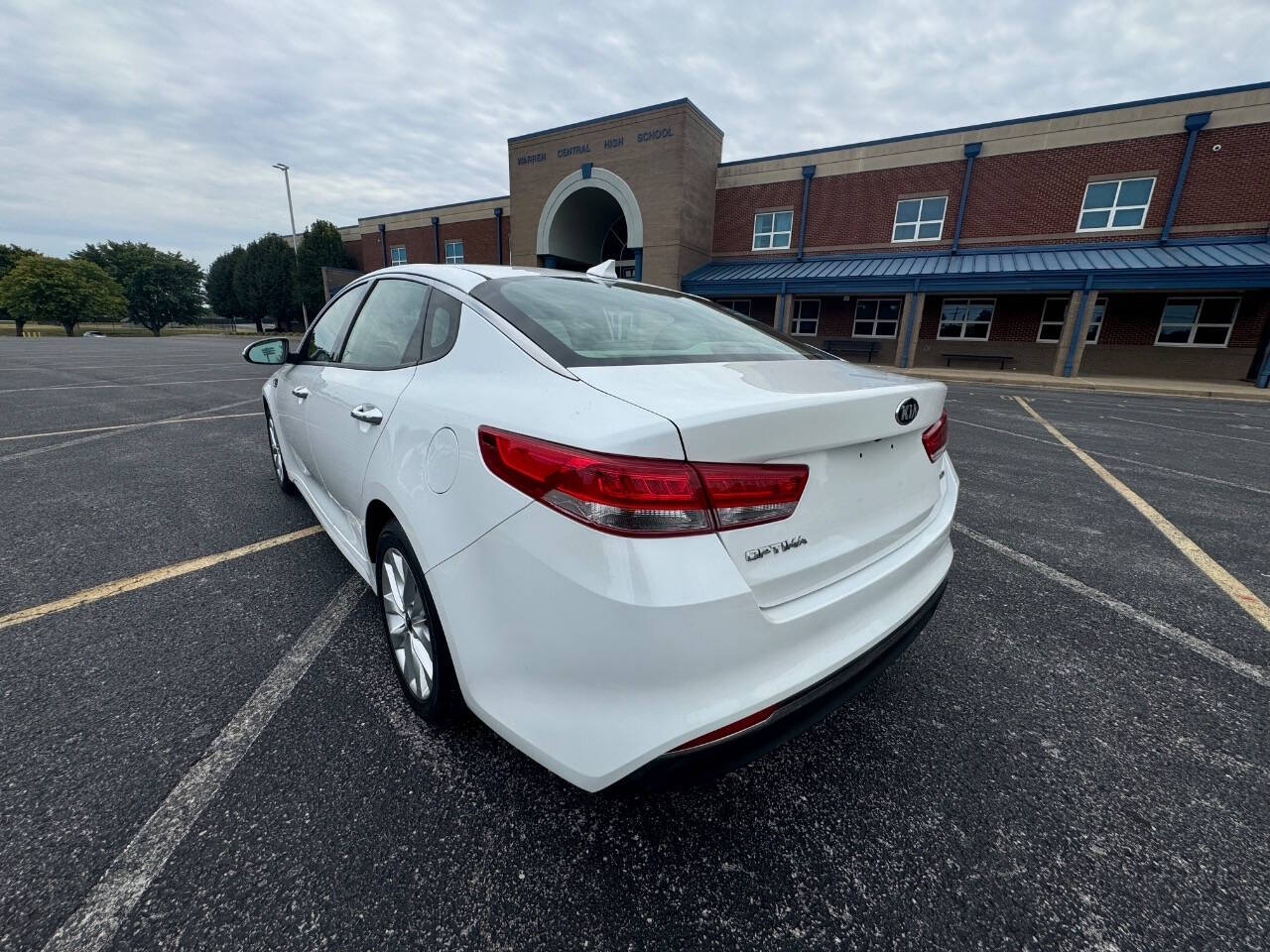 2017 Kia Optima for sale at KAISER MOTOR CARS.LLC in Bowling Green, KY