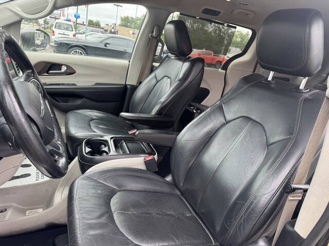 2019 Chrysler Pacifica Touring L