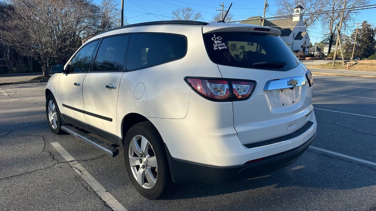 2015 Chevrolet Traverse for sale at Caropedia in Dunn, NC