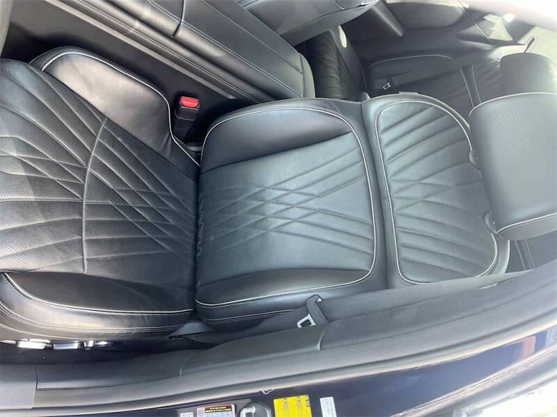 2024 Genesis G90 3.5T e-Supercharger