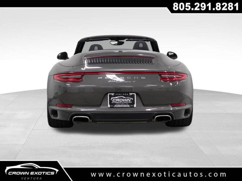 2017 Porsche 911 Carrera 4
