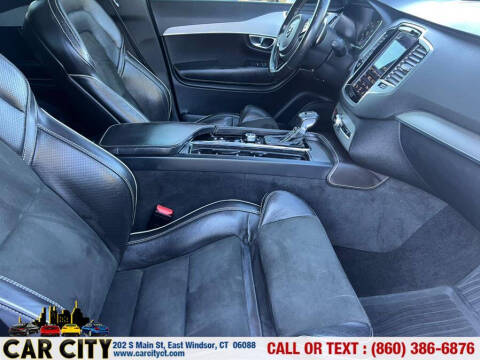 2017 Volvo XC90 T5 R-Design