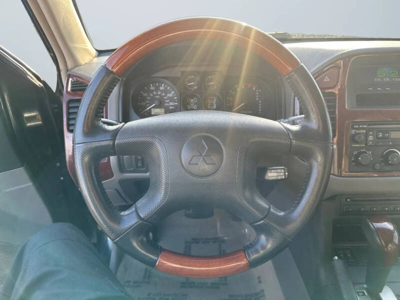 2003 Mitsubishi Montero Limited