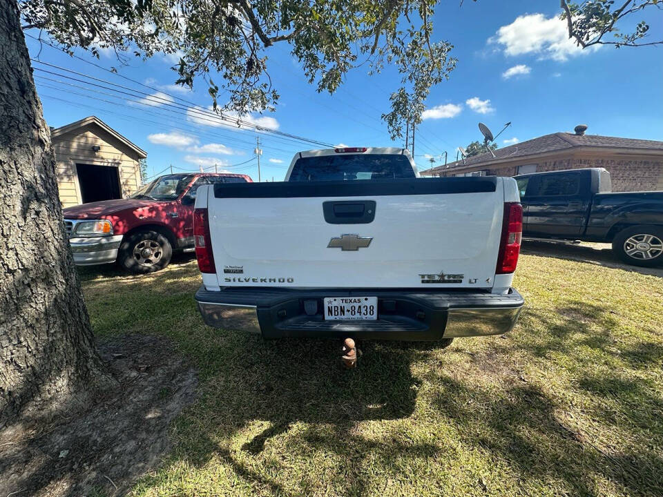 2009 Chevrolet Silverado 1500 for sale at Hustle Hard Automotive LLC in Alvin, TX