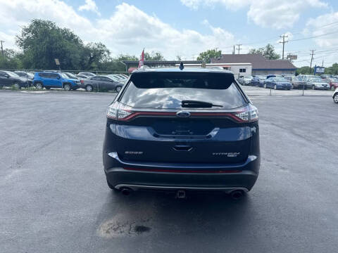 2017 Ford Edge Titanium