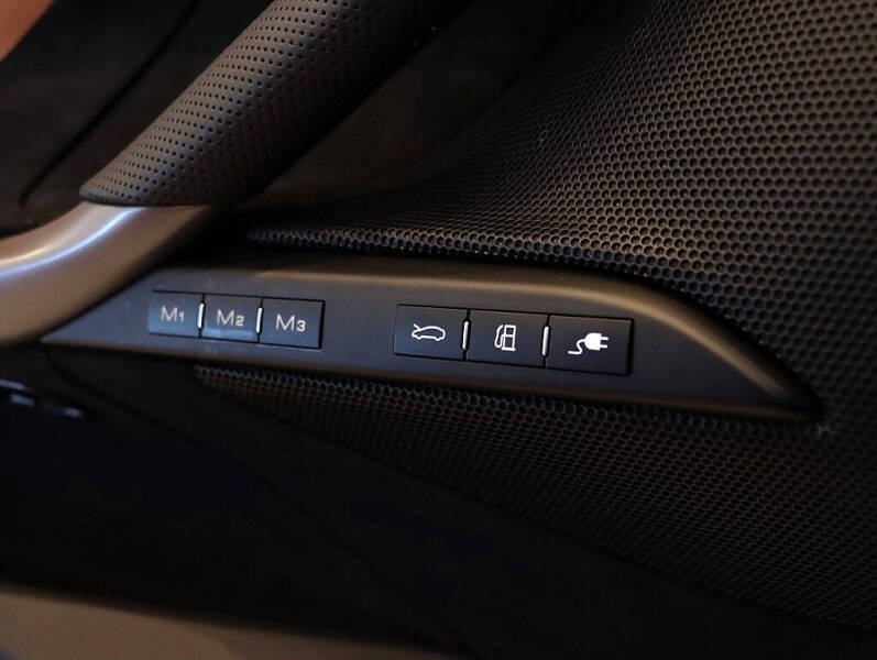 2024 Ferrari 296 GTS