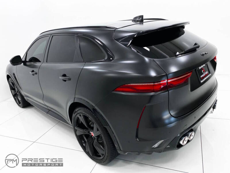 2022 Jaguar F-PACE SVR