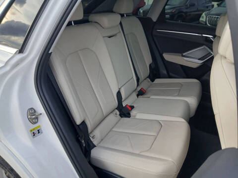 2021 Audi Q3 quattro S line Premium 45 TFSI