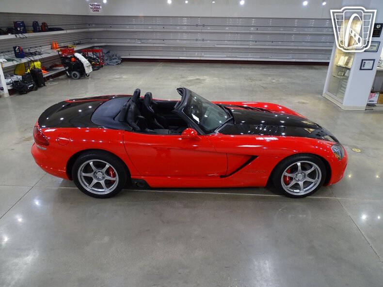 2003 Dodge Viper SRT-10