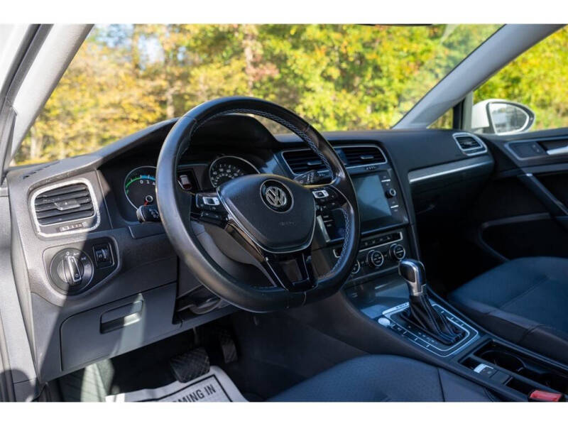 2017 Volkswagen e-Golf SEL Premium