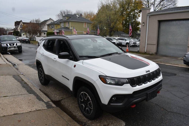 2024 Jeep Compass Trailhawk