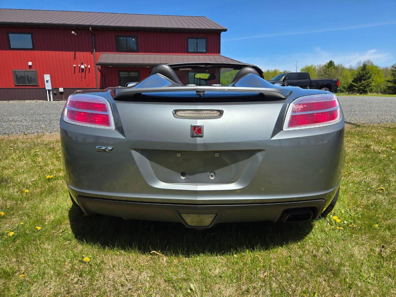2007 Saturn SKY 15